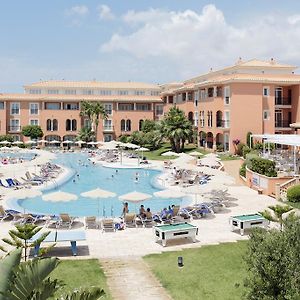 Grupotel Macarella Suites & Spa